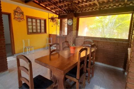 Chácara à venda com 5 quartos, sendo 2 suítes, em Terra Preta (terra Preta), Mairiporã, SP