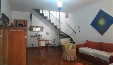 Sobrado à venda com 3 quartos em Sumaré, São Paulo, SP
