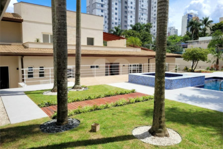 Casa à venda com 5 suítes em Paraisópolis, São Paulo, SP