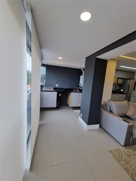 Apartamento à venda com 3 quartos, sendo 1 suíte, em Ferreira, São Paulo, SP