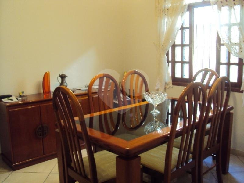 Casa à venda com 3 suítes em Vila Sônia, São Paulo, SP