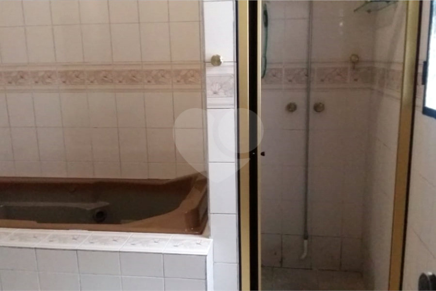 Sobrado à venda com 4 suítes em Tremembé, São Paulo, SP