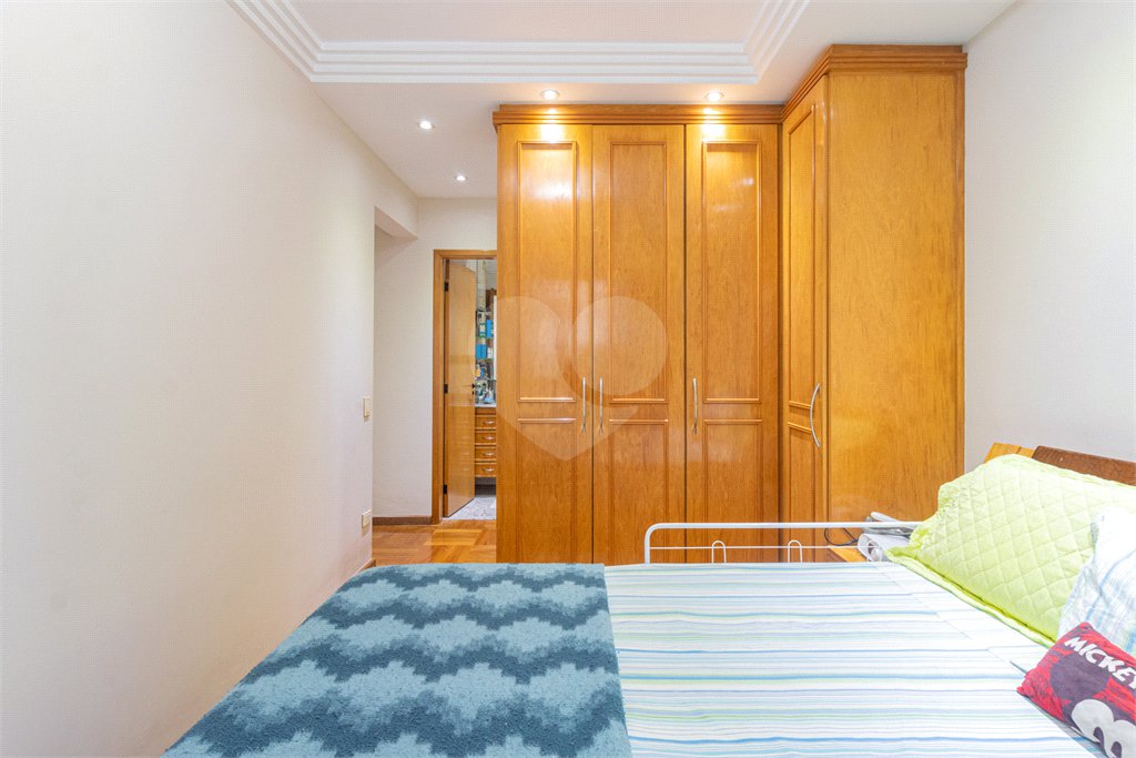 Apartamento à venda com 3 suítes em Vila Regente Feijó, São Paulo, SP