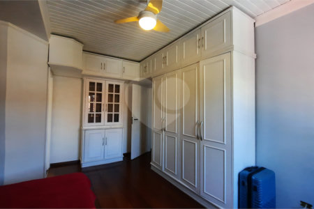 Casa de Vila à venda com 4 quartos, sendo 2 suítes, em Granja Julieta, São Paulo, SP