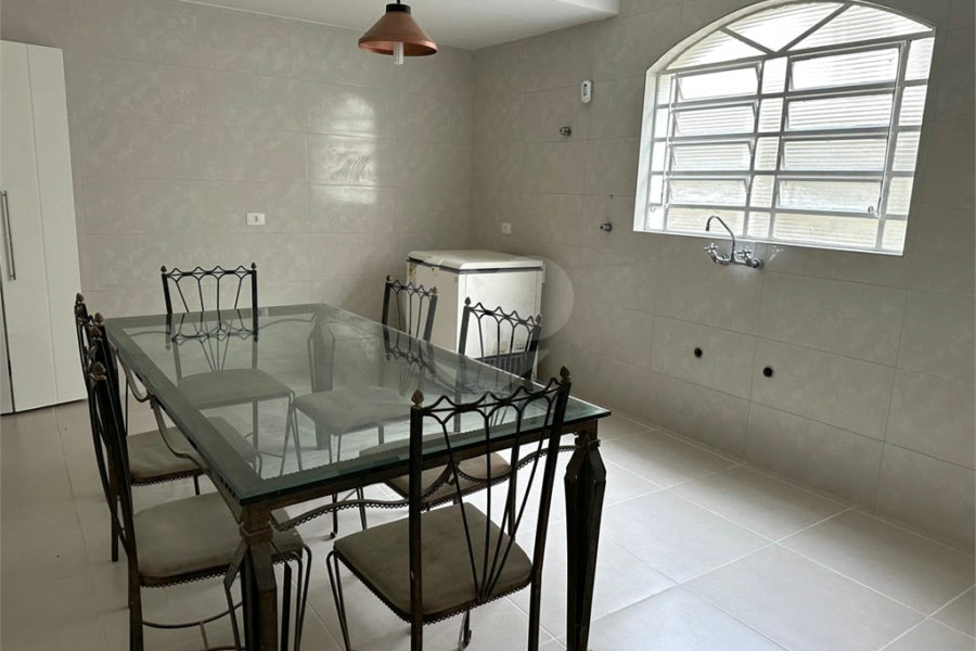 Casa à venda com 4 quartos, sendo 1 suíte, em Jabaquara, São Paulo, SP