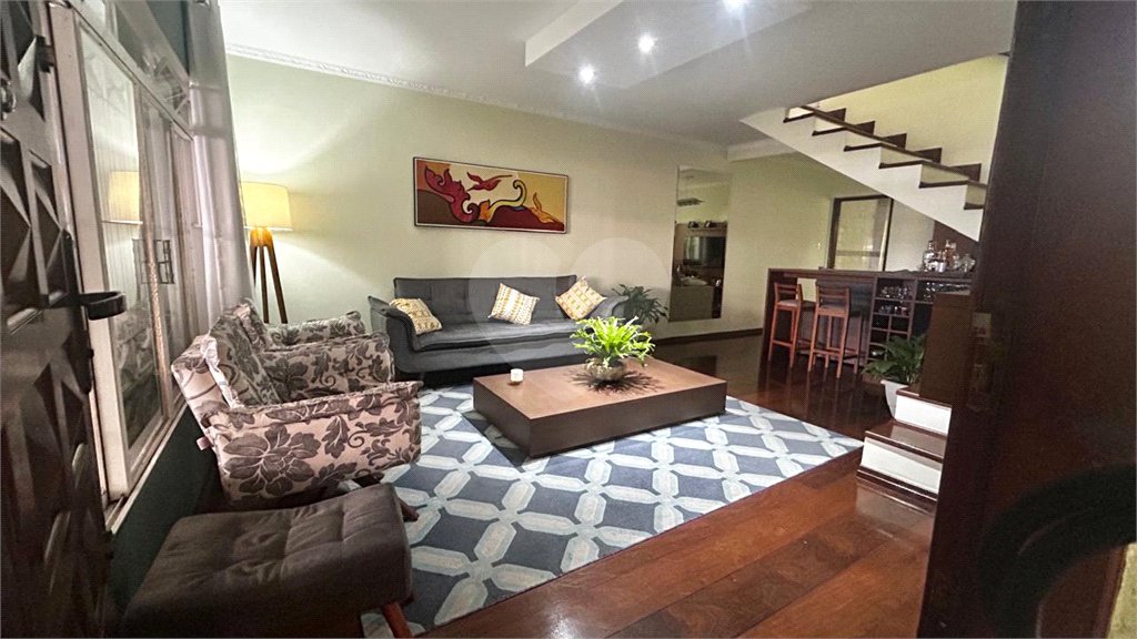 Sobrado à venda ou para alugar com 4 quartos, sendo 3 suítes, em Mandaqui, São Paulo, SP