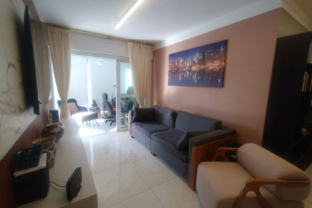 Apartamento Residencial à venda, Gonzaga, Santos - AP1742.