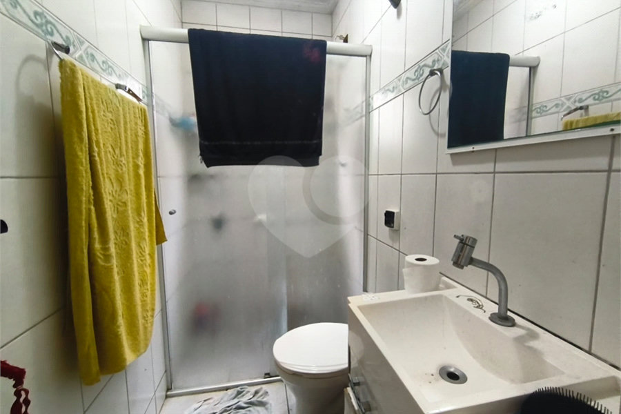 Sobrado à venda com 8 quartos, sendo 2 suítes, em Parada Inglesa, São Paulo, SP