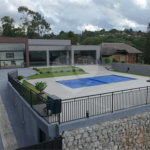 Casa à venda com 4 quartos, sendo 2 suítes, no condomínio Alpes da Cantareira, Mairiporã - SP
