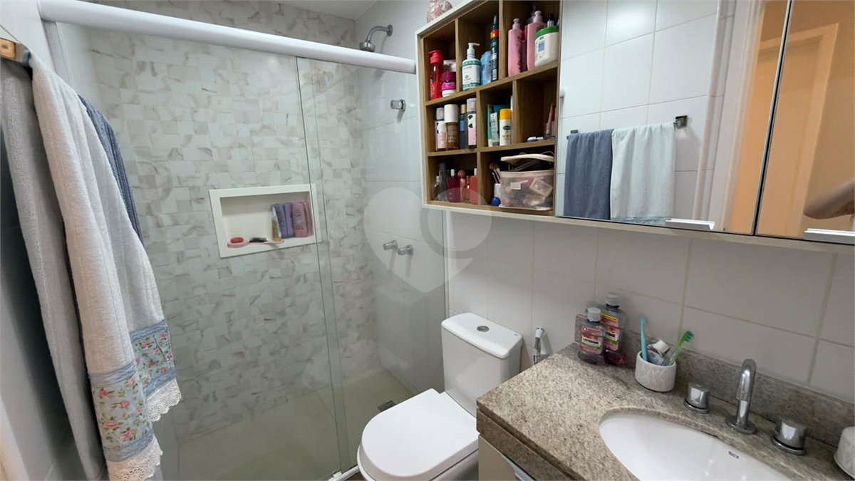 Apartamento à venda com 3 quartos, sendo 1 suíte,  em Camorim, Rio de Janeiro, RJ