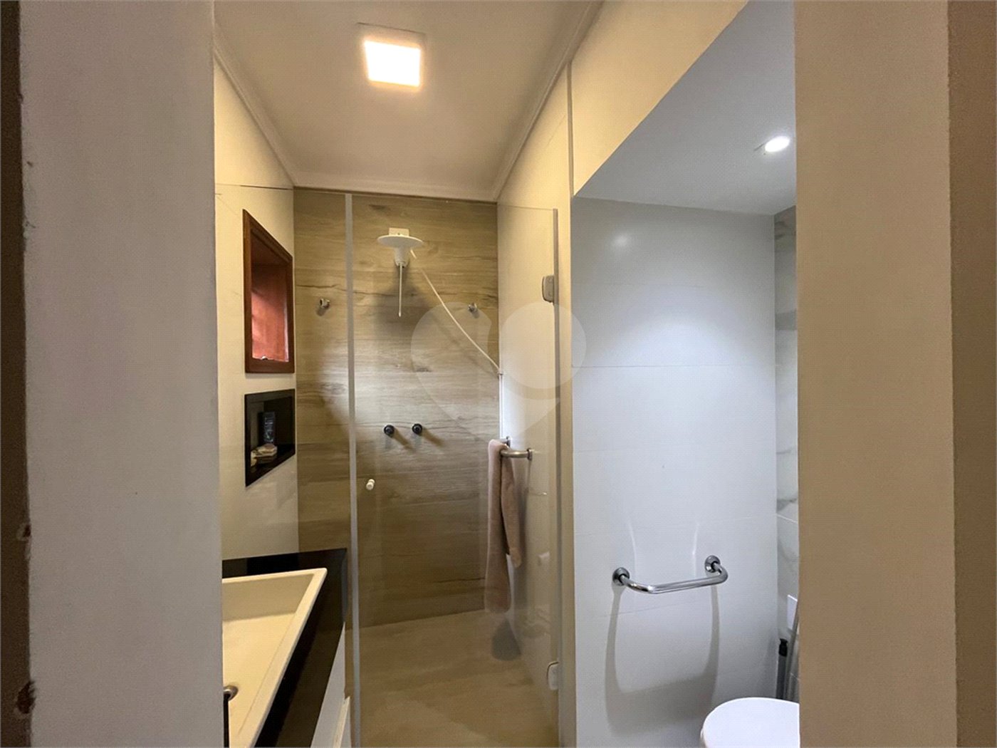 Casa à venda com 3 suítes em Jardim Shangri-lá, Itapetininga, SP