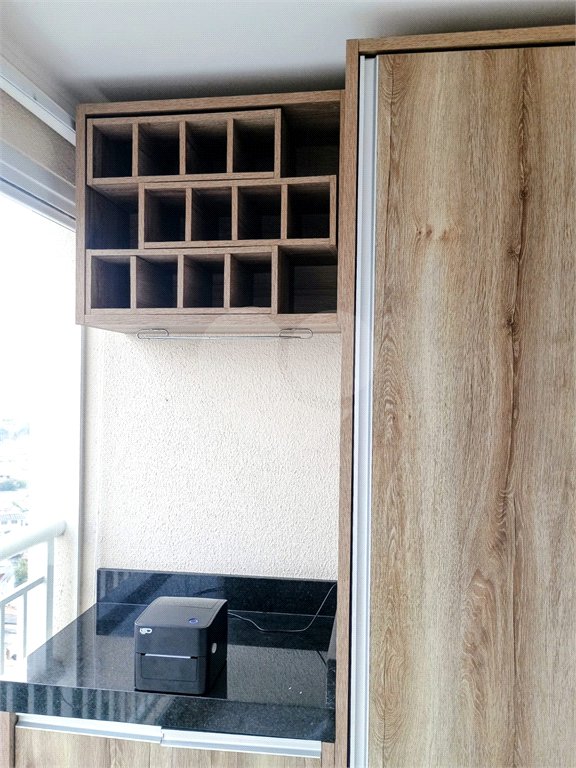 Apartamento à venda com 3 quartos, sendo 1 suíte,  em Vila Maria Alta, São Paulo, SP