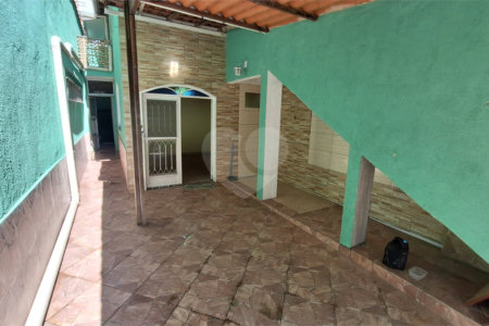 Sobrado à venda com 2 quartos em Campo Grande, Rio de Janeiro, RJ