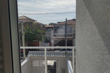 Sobrado à venda com 3 quartos, sendo 1 suíte,  em Campo Grande, São Paulo, SP