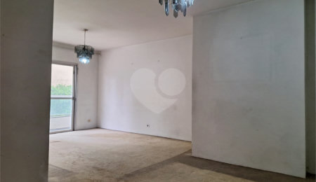 Apartamento à venda com 3 quartos, sendo 1 suíte,  em Vila Monte Alegre, São Paulo, SP