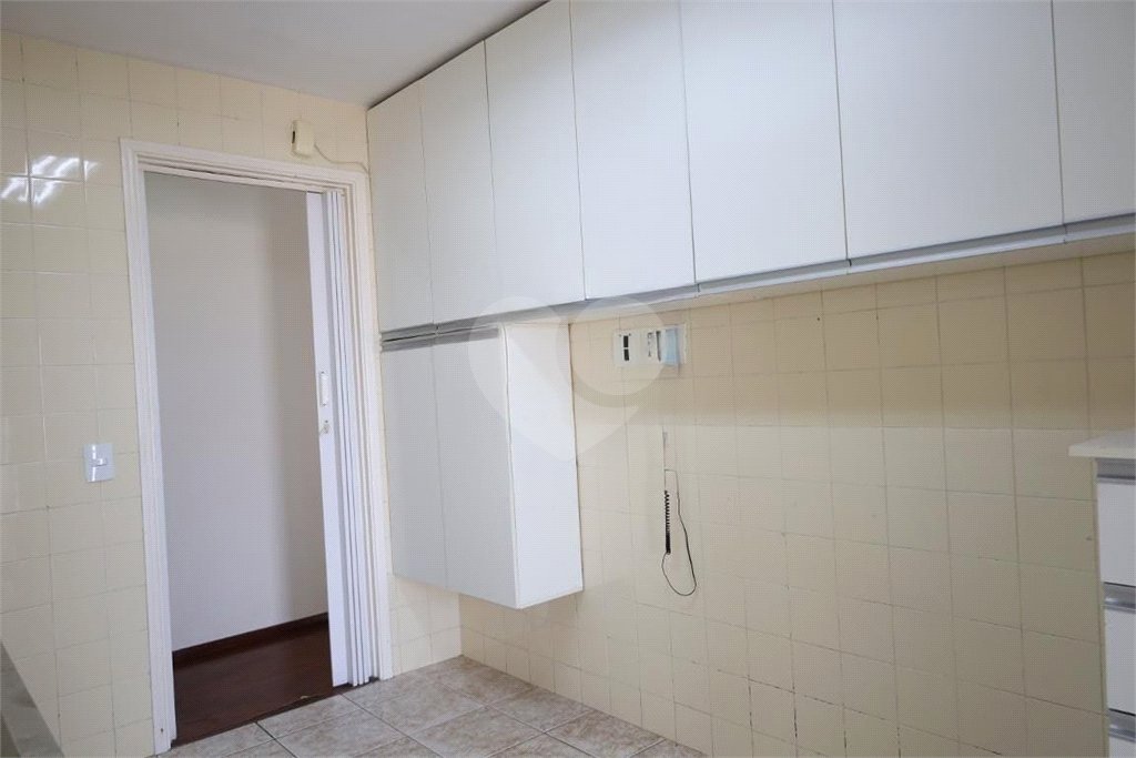 Apartamento à venda com 3 quartos, sendo 1 suíte, em Jardim da Campina, São Paulo, SP