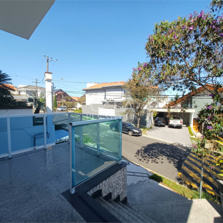 Casa em condomínio à venda com 3 quartos, sendo 2 suítes, em Granja Olga Ii, Sorocaba, SP