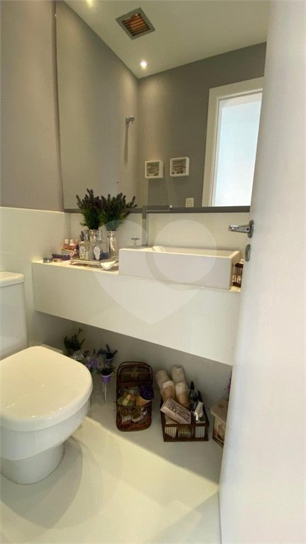 Apartamento à venda com 3 suítes em Vila Romana, São Paulo, SP