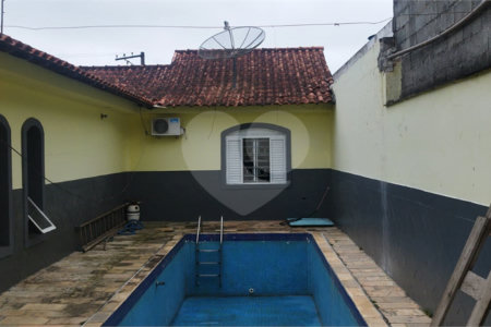 Casa à venda com 3 quartos, sendo 1 suíte, em Jardim Ikeda, Suzano, SP