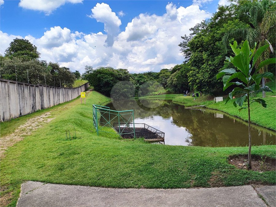 Casa à venda com 3 suítes no condomínio Colinas do Sol, Sorocaba - SP