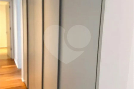 Apartamento para alugar com 4 quartos, sendo 3 suítes, em Pinheiros, São Paulo, SP