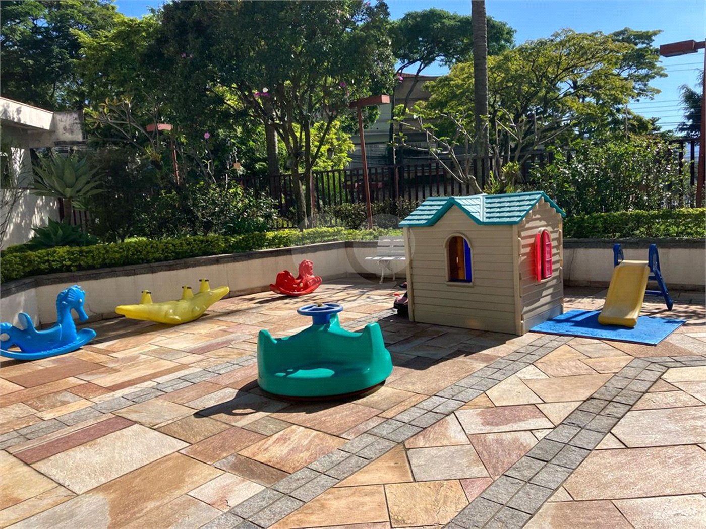 Apartamento à venda com 4 quartos, sendo 3 suítes, em Água Fria, São Paulo, SP