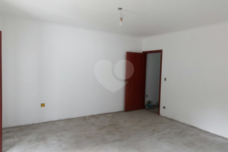 Casa Térrea à venda com 3 suítes em Tucuruvi, São Paulo, SP