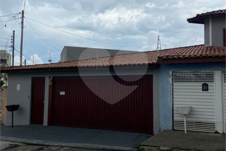 Sobrado à venda com 2 quartos, sendo 1 suíte, em Vila Gustavo, São Paulo, SP