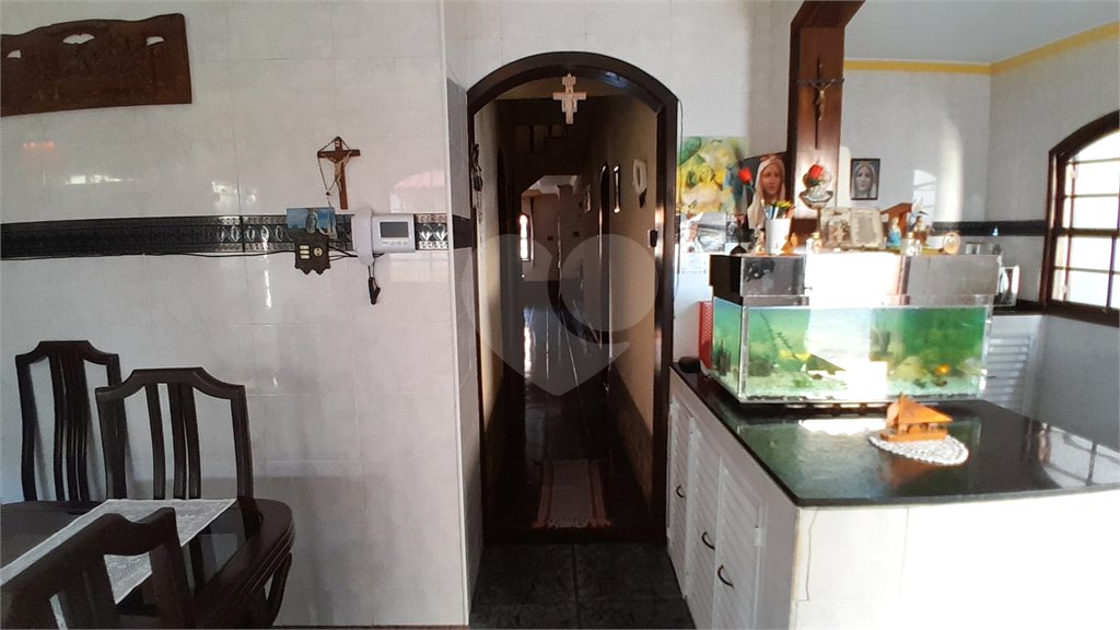 Casa à venda com 4 quartos, sendo 1 suíte, em Bangu, Rio de Janeiro, RJ