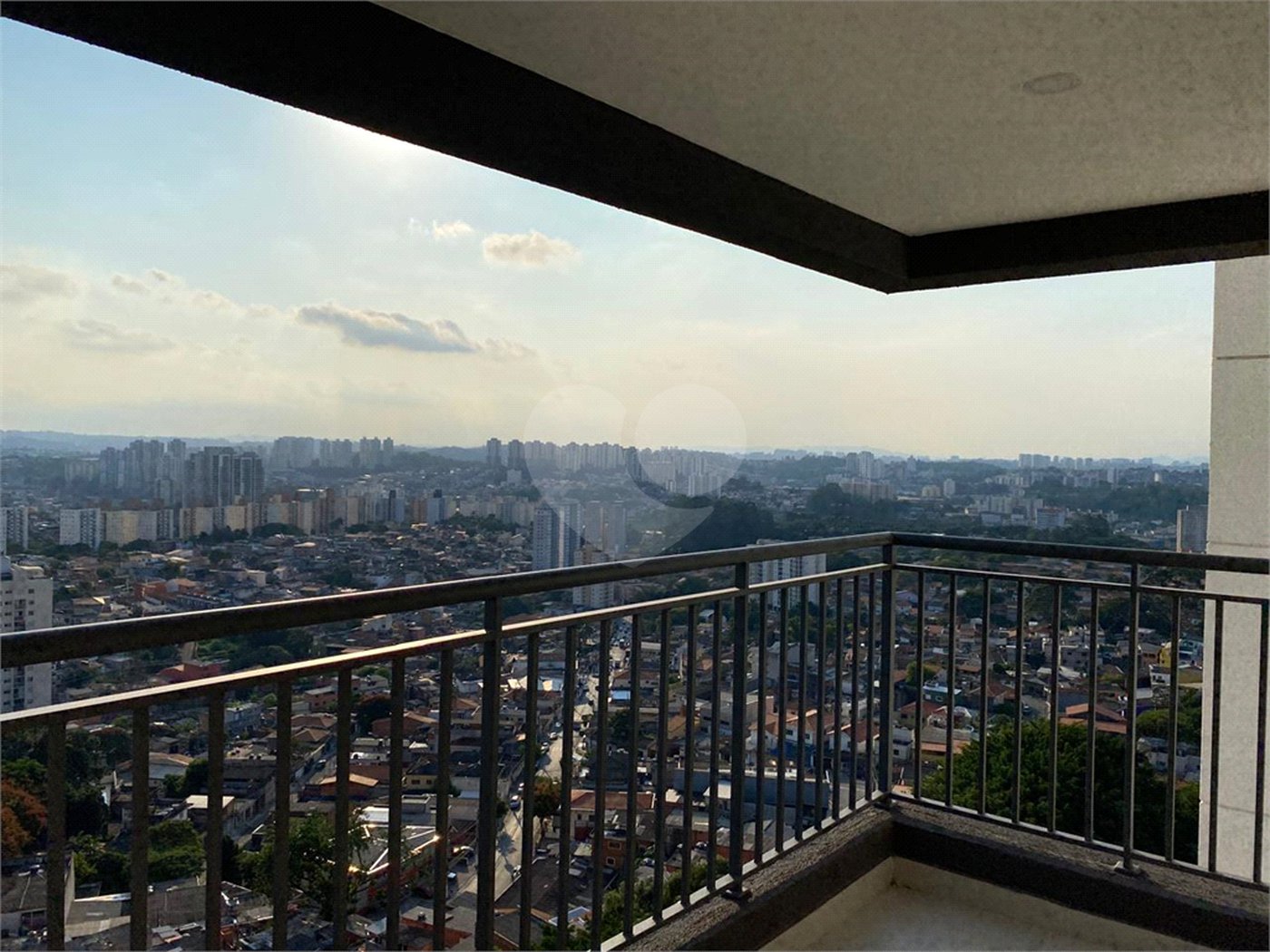 Apartamento à venda com 3 suítes em Jardim Caboré, São Paulo, SP