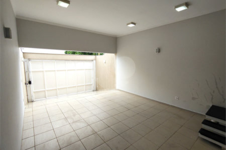 Sobrado à venda com 3 quartos, sendo 2 suítes, em Jardim Itália, Itapetininga, SP