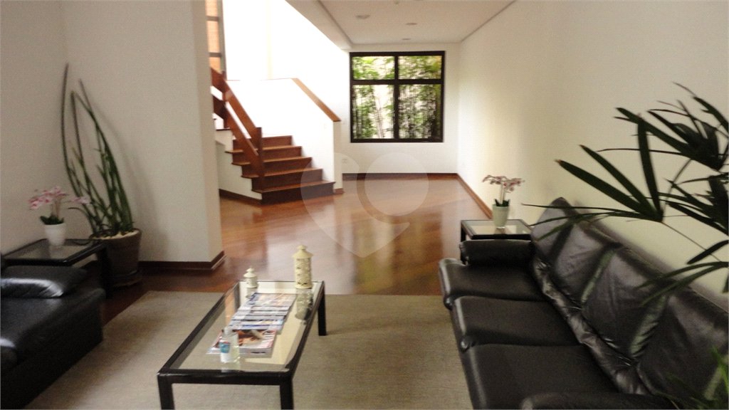 Apartamento à venda com 3 quartos, sendo 1 suíte, em Vila Andrade, São Paulo, SP
