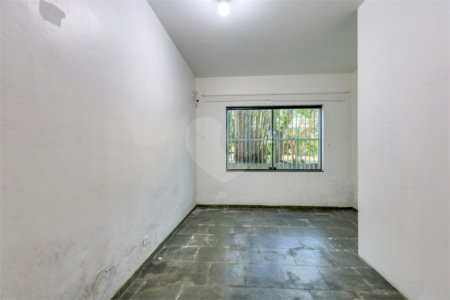 Sobrado à venda ou para alugar com 4 quartos em Jardim Petrópolis, São Paulo, SP