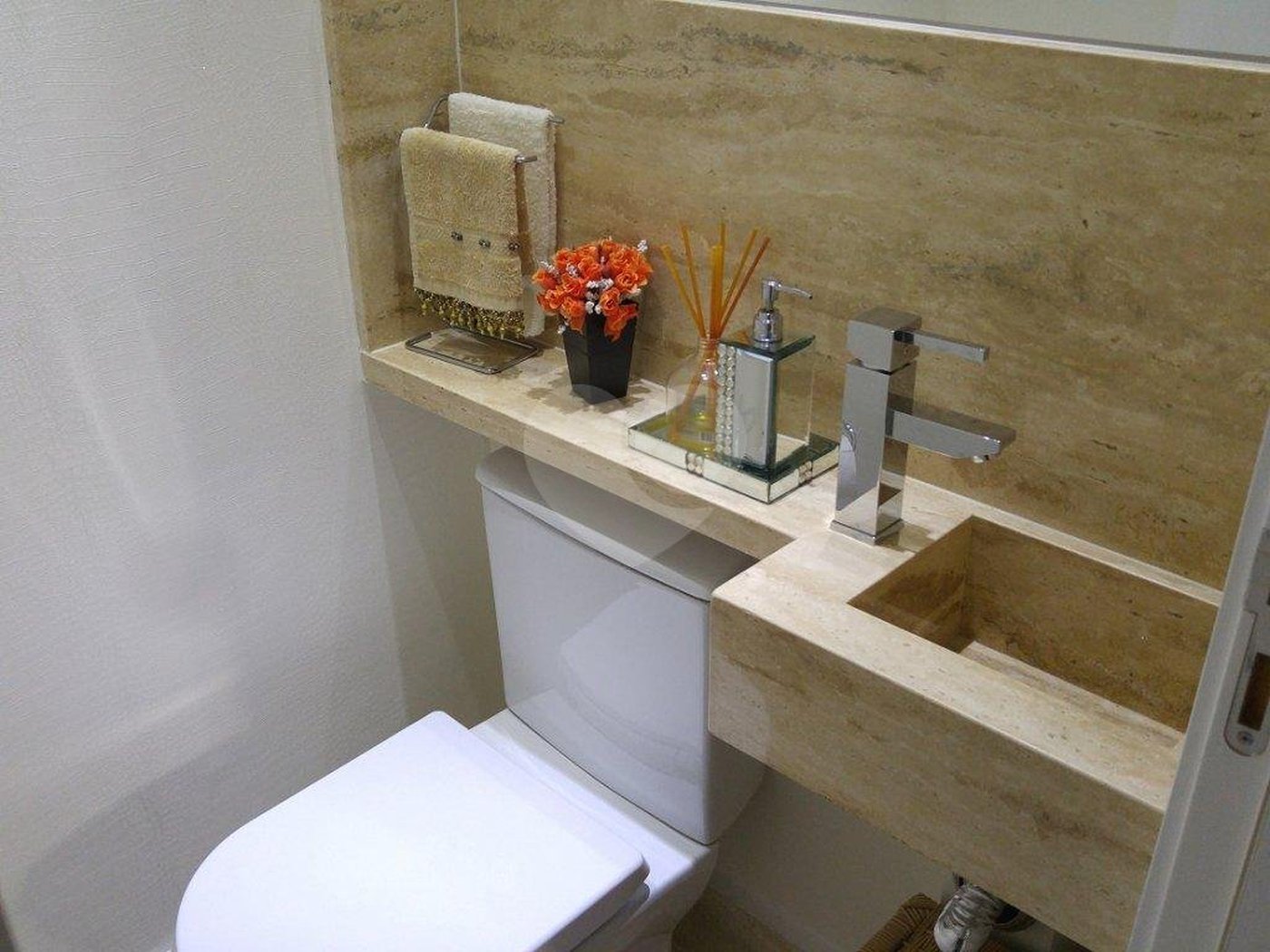 Apartamento à venda com 3 quartos, sendo 1 suíte, em Vila Irmãos Arnoni, São Paulo, SP