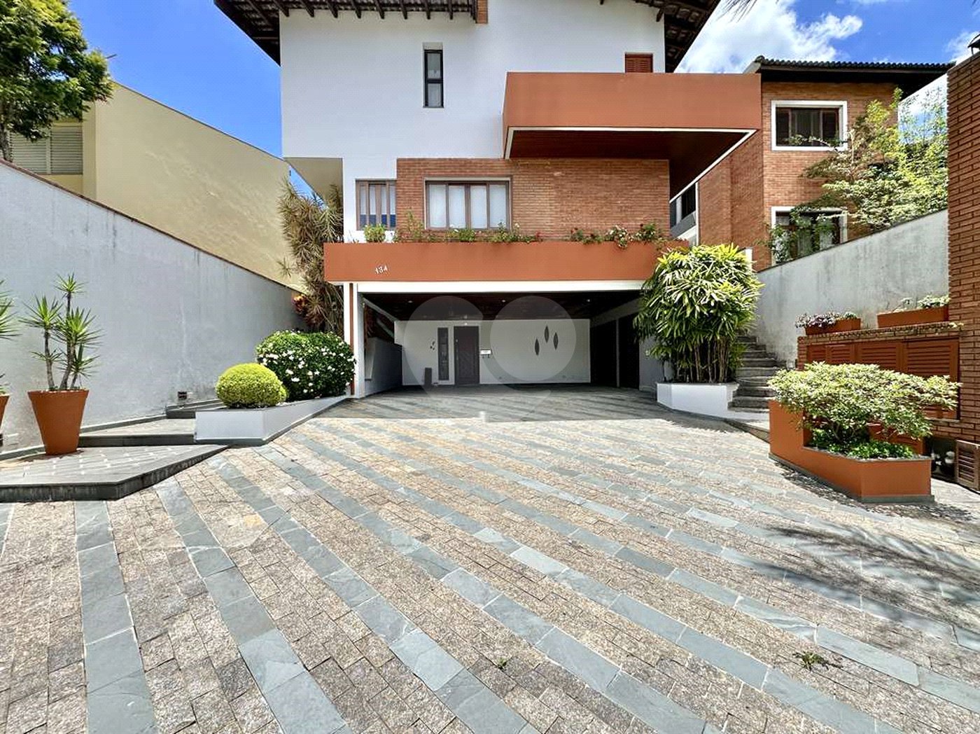 Casa à venda com 4 quartos, sendo 2 suítes,  no condomínio São Paulo Ii, Cotia - SP