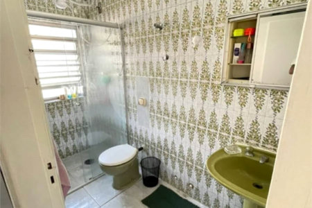 Casa Térrea à venda com 7 quartos, sendo 1 suíte, em Vila Paulicéia, São Paulo, SP
