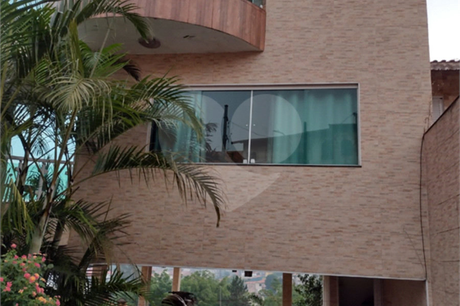 Excelente Sobrado na Cidade Lider - Casa - vendo
