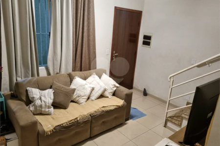 Sobrado em condomínio, 2 quartos, à venda em Itaquera