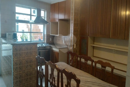 Casa à venda com 3 quartos em Mirandópolis, São Paulo, SP