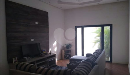 Casa à venda com 2 quartos, sendo 1 suíte,  em Mogi Moderno, Mogi das Cruzes, SP