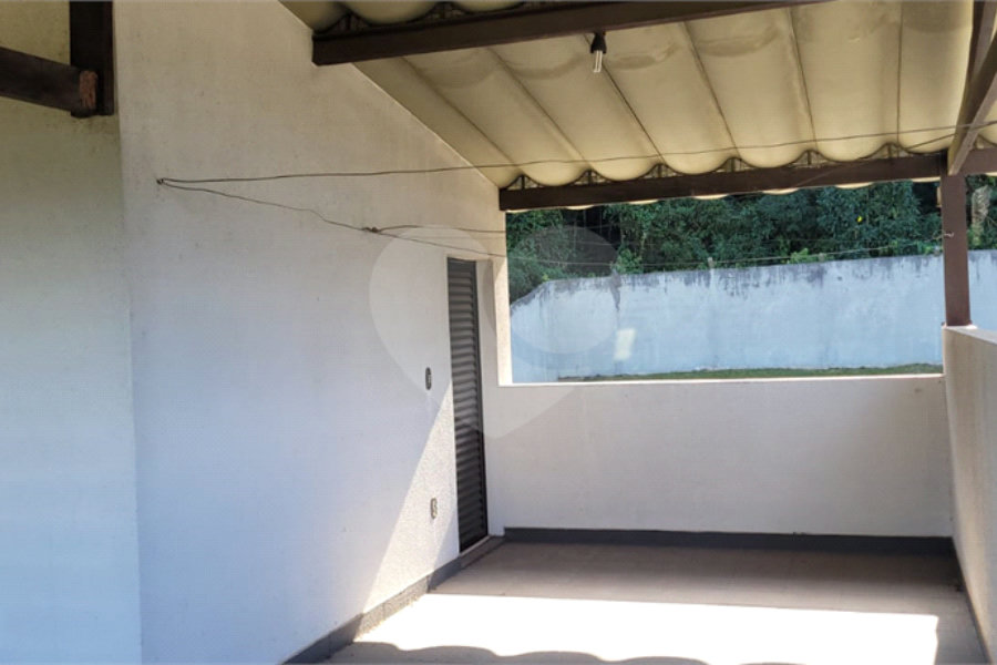 Casa à venda com 5 quartos, sendo 2 suítes, no condomínio Alpes da Cantareira, Mairiporã - SP