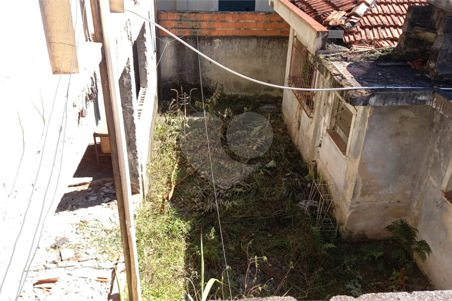 Terreno à venda com 8 quartos, sendo 2 suítes, em Santana, São Paulo, SP