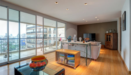 Apartamento à venda com 4 quartos, sendo 3 suítes,  em Brooklin, São Paulo, SP