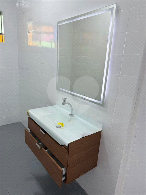 Casa Térrea à venda ou para alugar com 2 suítes em Alvinópolis, Atibaia, SP