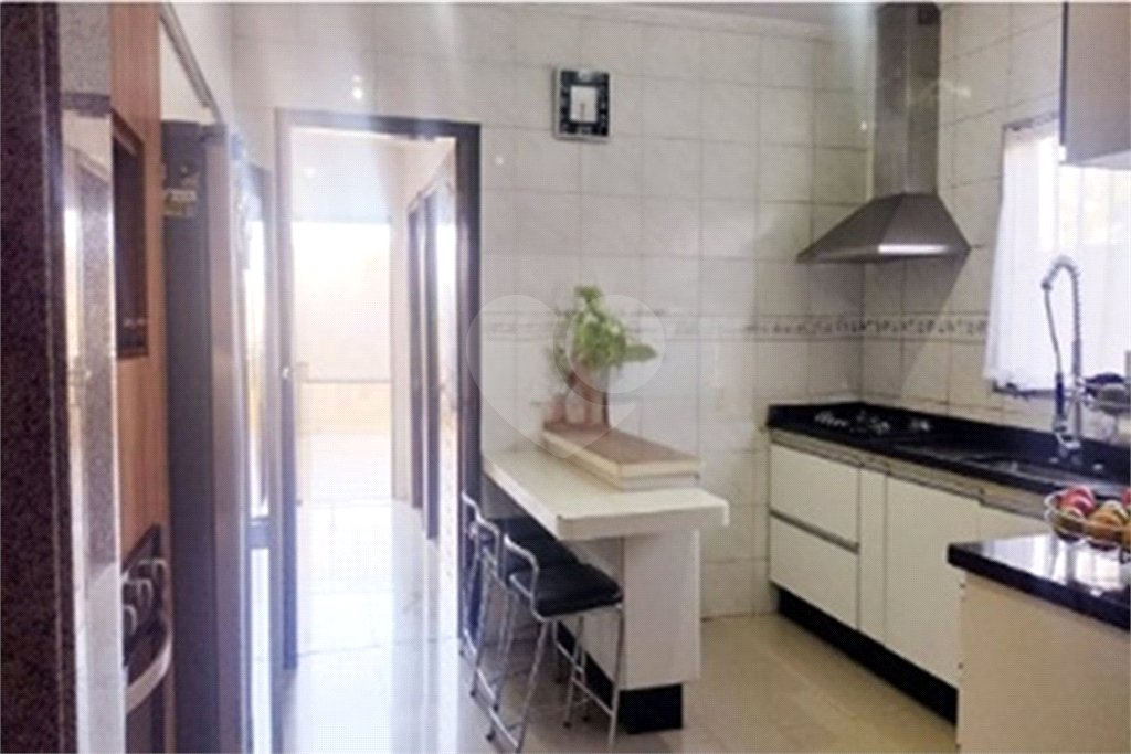 Sobrado à venda com 3 suítes em Vila Guilherme, São Paulo, SP