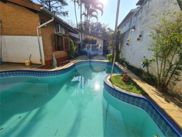 Casa à venda com 3 quartos, sendo 1 suíte,  em Interlagos, São Paulo, SP