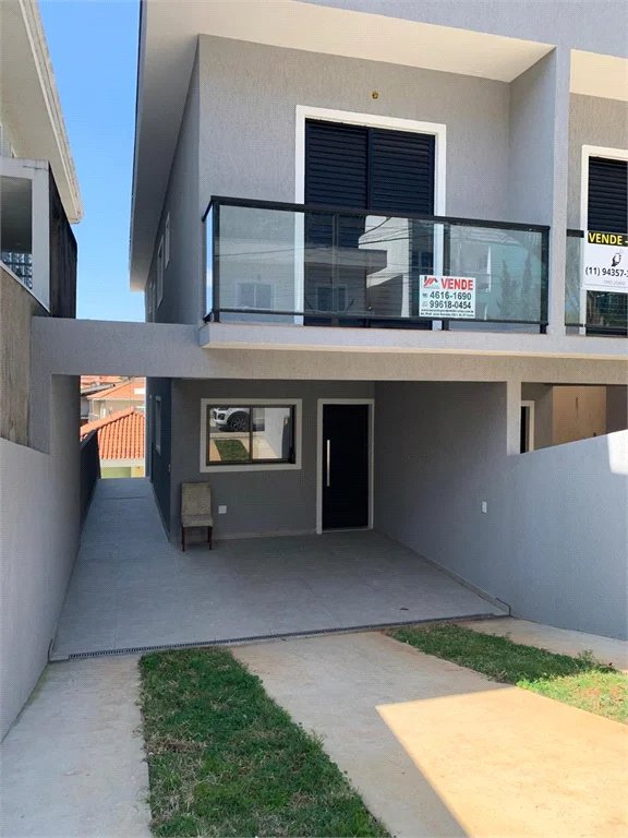 Casa à venda com 3 quartos, sendo 1 suíte, no condomínio Villa D'este, Cotia - SP
