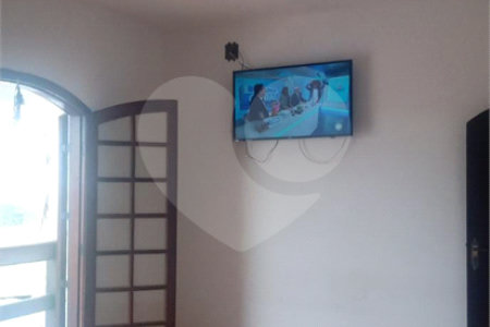 Casa à venda com 3 quartos, sendo 1 suíte,  em Jardim Jussara, Mogi das Cruzes, SP