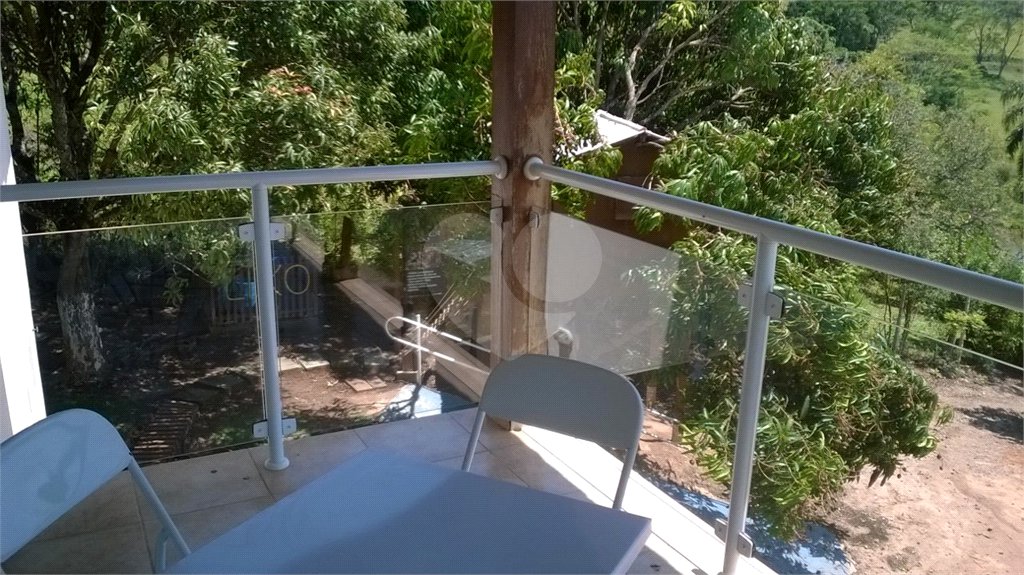 Chácara à venda com 4 quartos, sendo 2 suítes,  em Batatuba, Piracaia, SP