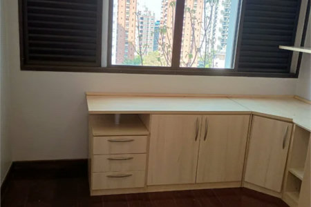 Apartamento à venda ou para alugar com 4 quartos, sendo 1 suíte, em Vila Andrade, São Paulo, SP